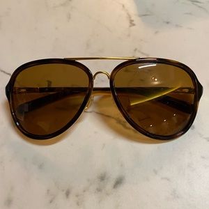 Polarized Rayban sunglasses reserved